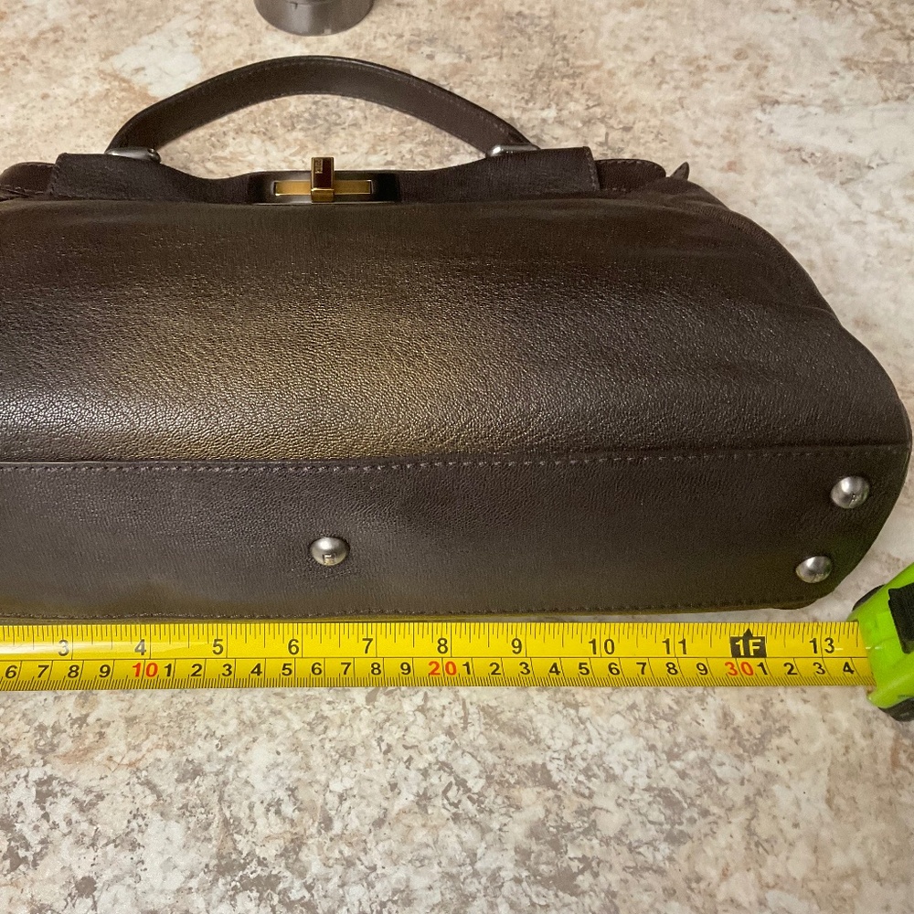 Fendi Peekaboo bag, small,brown leather, zucca print inside , no shoulder strap. - Picture 15 of 16